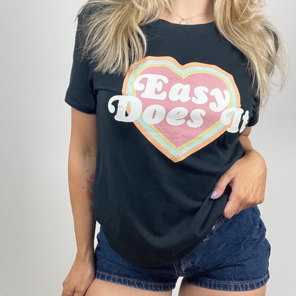 NWT Wildfox Easy Does It Keke Retro Heart Graphic T-Shirt